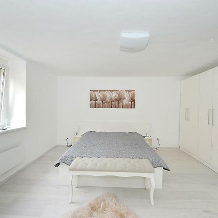 Pure Apartman Pecs Exterior photo