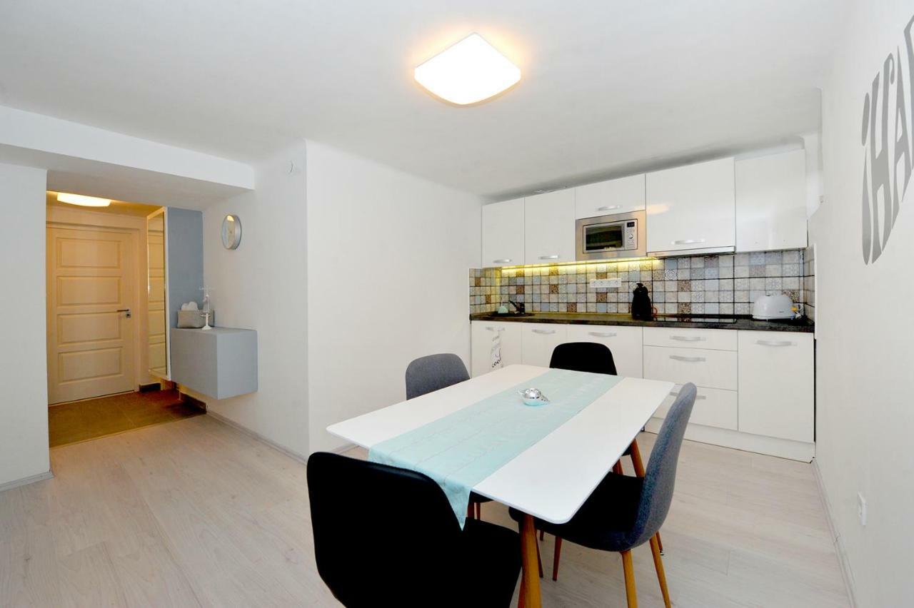 Pure Apartman Pecs Exterior photo
